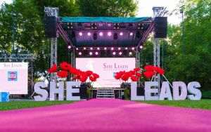 Ligia Adriana Duţan: "BloomCraftDeco este un proiect în care fiecare creaţie spune o poveste şi poartă discret semnătura sufletului meu”